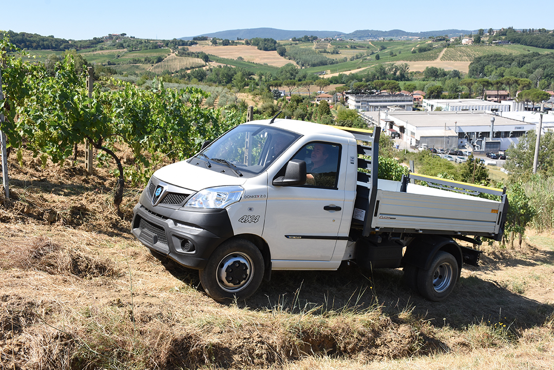 Piaggio Porter NP6 Allrad 4x4 Cucini Donkey 2.0